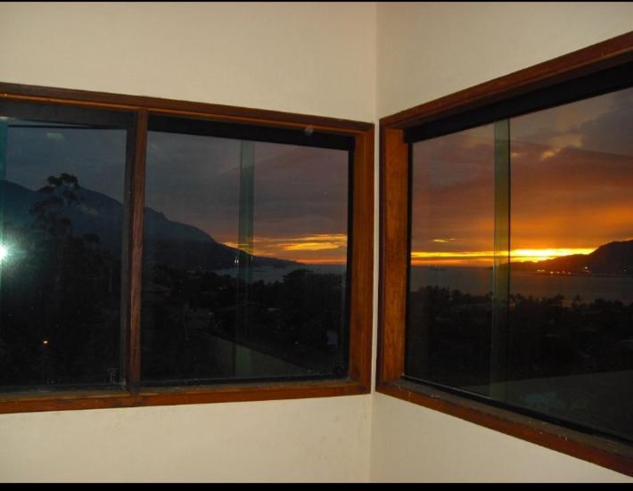 Casa Com Vista Para O Mar Ілябела Екстер'єр фото